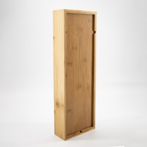 Luonnollinen bambupakkausreunassa järjestetty sarja