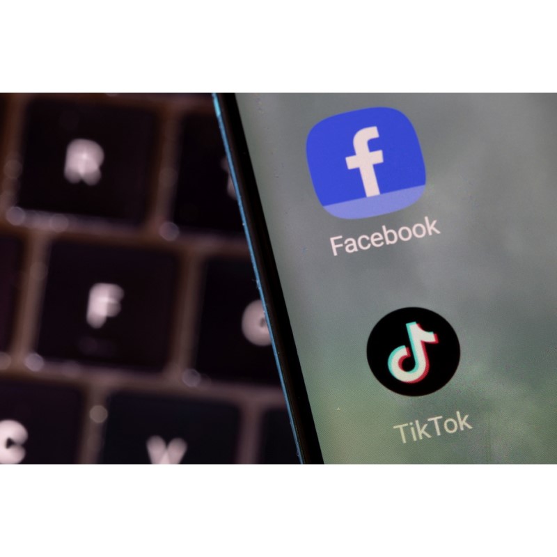 Facebookin vanhempi rahoitettu tahraus Tiktok vastaan