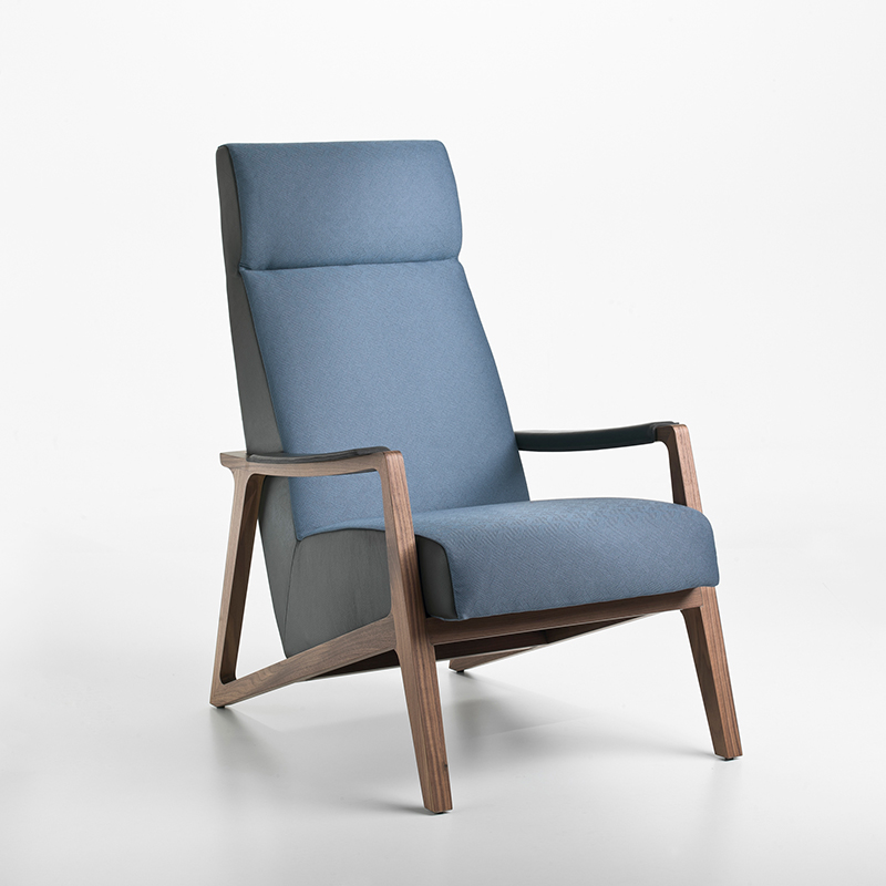 Comfort Relax Yksittäinen selkänoja puolivälissä korkea Takaisin pähkinä Solid Wood Frame Nahka Accent Lounge tuoli
