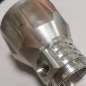 Taskulamppupäätarvikkeet