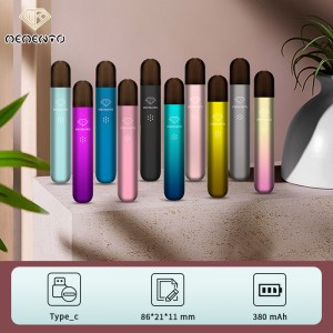 CLSCneljä sukupolvea vaihdettavia sähköisiä savukkeita