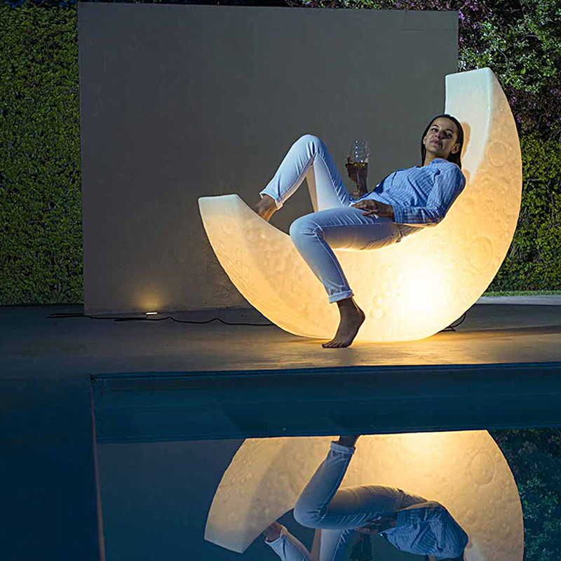 Juhlat LED Luminous Swing -tuoli ulkona/indoor Plastic Moon Lamp Luminous LED Moon Rocking TULI