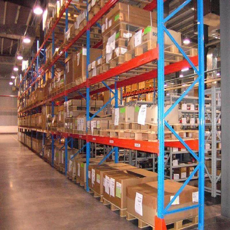 Kylmän huoneen säilytystelineiden käyttöönotto