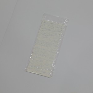 Värikäs kudospaperi