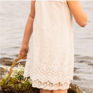 Kesäkirjonta tyttö pitsimekko 2-12 prinsessamekot morsiusneitojen juhlakukka tyttöjen mekko