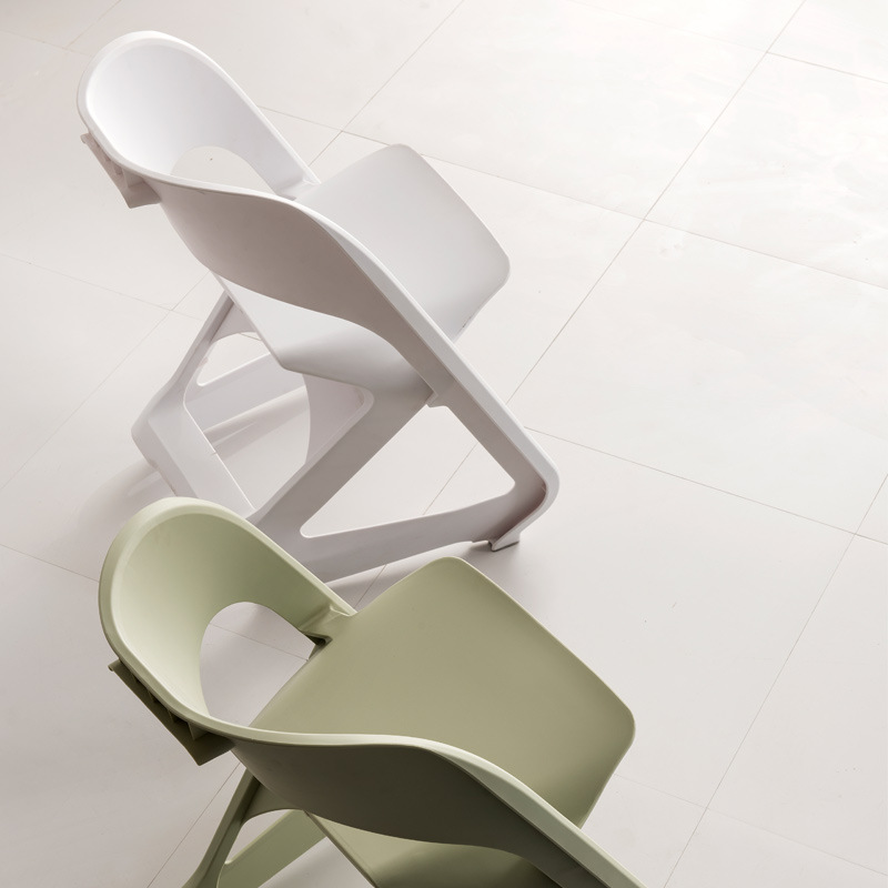 Kuuma myynti kaupallinen tuoli moderni tuoli toimistokalusteiden muovikonferenssin tuoli