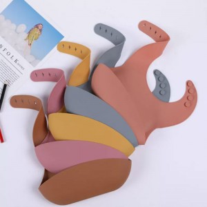 Vauvan ruokalaukkujen silikoni -ruokalappu säädettävät vedenpitävät astiat elintarvikelaatikot