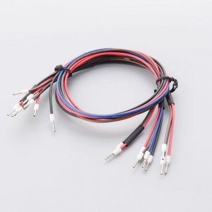 E2508 Putkimainen sisäinen kytkentäkaapelin moottori Kylmäpuristetut laitteet Kansiliittimen langan mukauttaminen