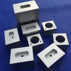 KÄYTÄ KÄYTETTÄVÄ MOLD-TAKAISET