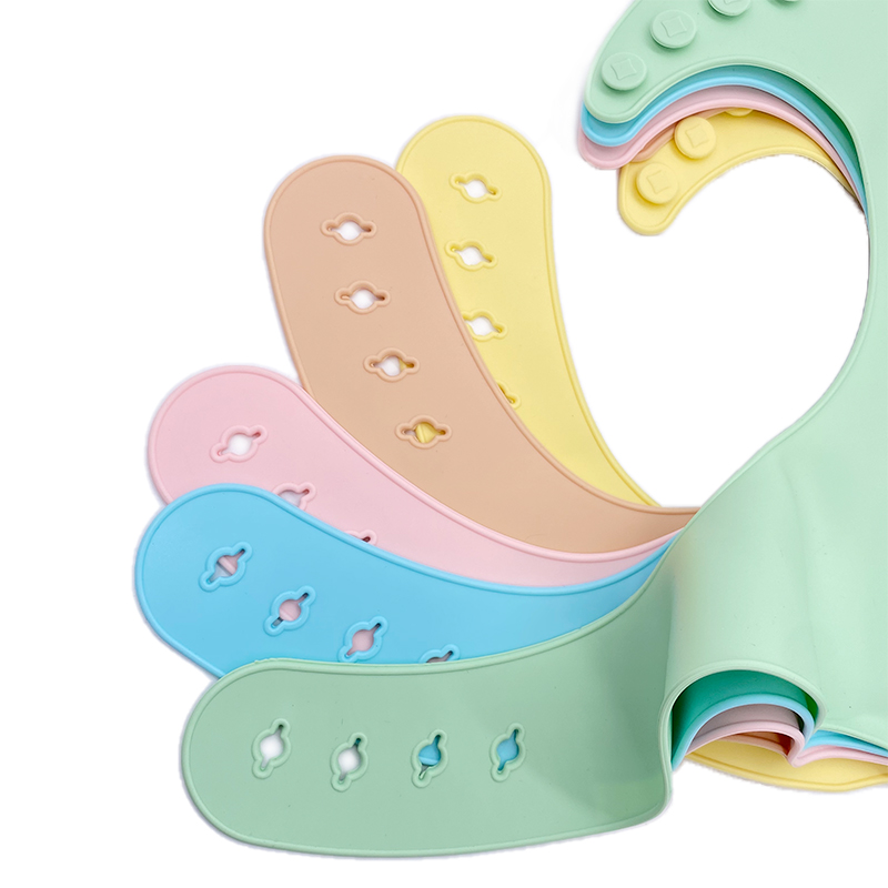 Mukautettu suunnittelu vauvan ruokalappu!