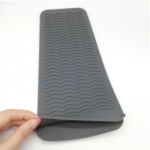 Resistentti silikonimattopussi, kannettava lämmönkestävä kansipussi matkustavat hiuskurkurin liukumattoman maton curling rautaa varten, hiusten suoristaja, curling sauva