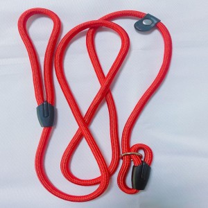 Lemmikkieläinten tarvikkeita