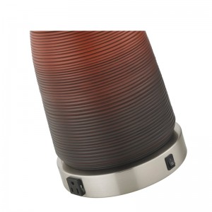 Hotellin hartsipöytävalaisin, jossa on meripihkan gradientin hartsirunko ja a/off rokerikytkin, kaksi kätevää myyntipistettä hotellin huoneessa