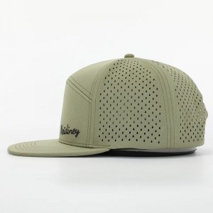 OEM Custom korkealaatuinen kirjonta -logo Luxury 7 Paneel Snapback Cap Adult Flat Bill Snap Back Hat Laser Cut -reiät