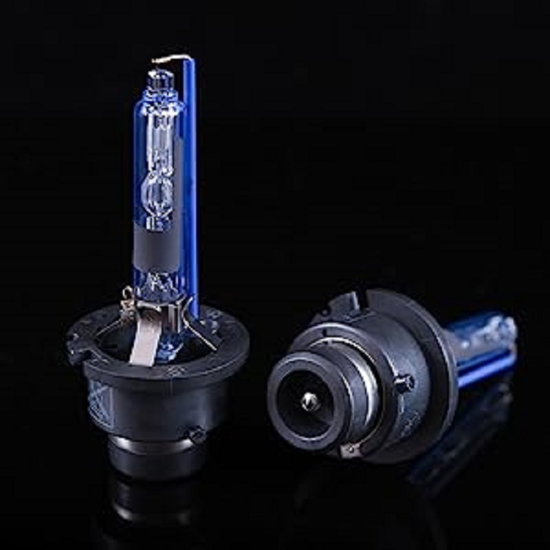 Liikenneturvallisuuden parantaminen: Suurempien valoisuusautojen ajovalojen merkitys