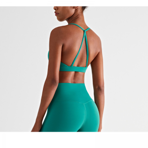 Kolmion takaosa kerää joustava urheilurintaliivit