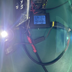 M8 -ajovalojen lamput