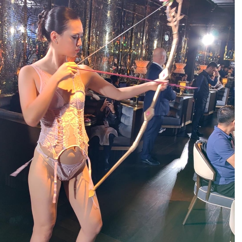 Toimittajakonferenssi -Hop Lun