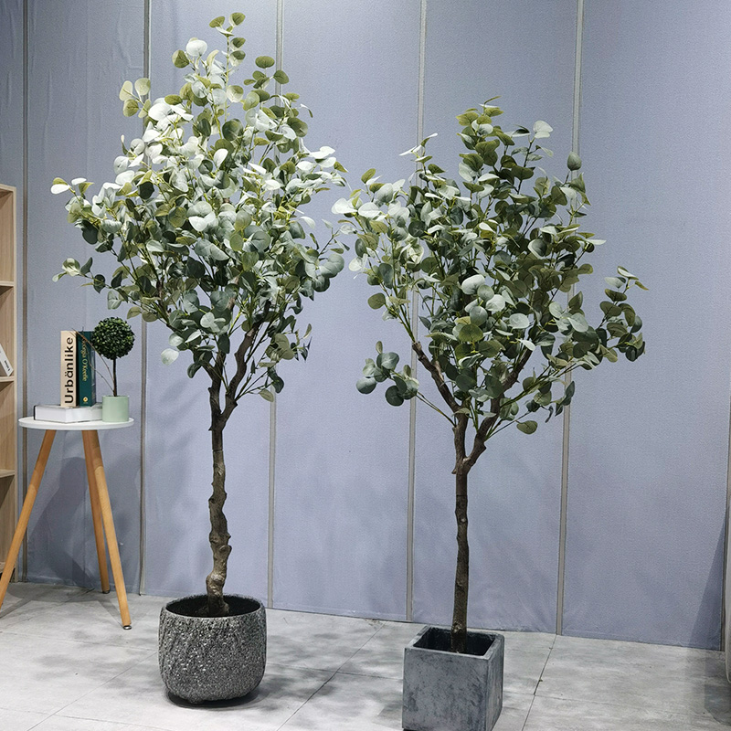 Tuotteen julkaisu: Hieno keinotekoinen eukalyptuspuu - Upea valinta sisävihreyille