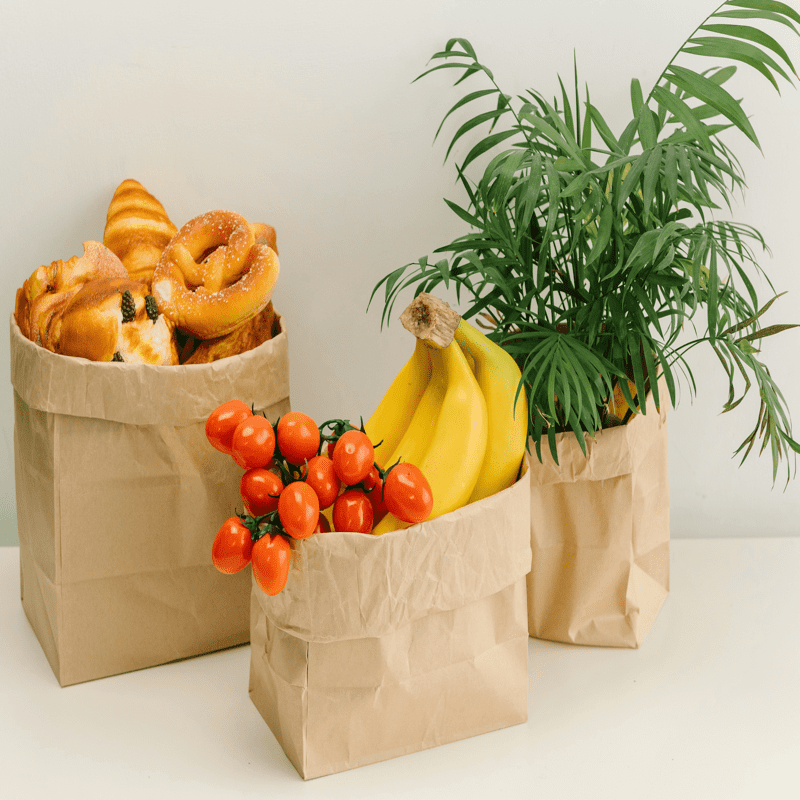 Kuinka räätälöidyt paperipussit auttavat yrityksiä parantamaan tuotemerkin identiteettiä?