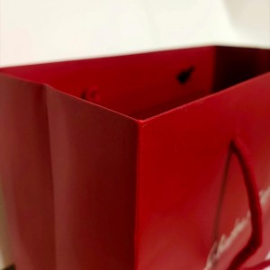 Vilkas punainen ylellinen Kraft-laukku