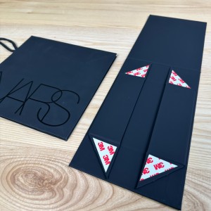 Musta Luxe taitettava laatikko & Laukkusarja