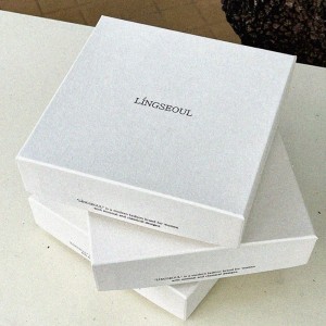 Klassinen eleganssi lahjapakkaus