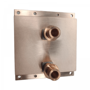 Vettä-jäähdytetty jäähdytin