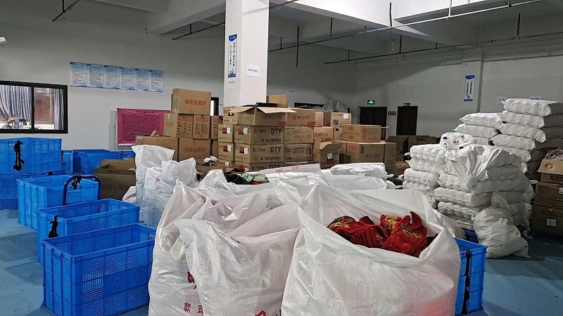 1669787440.jpg Socks packing for shipment.jpg